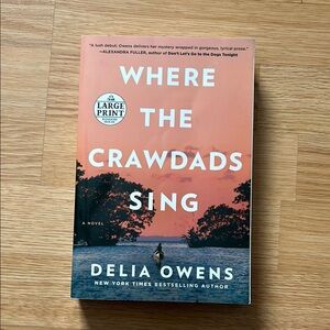 Where the Crawdads Sing Book — LARGE PRINT